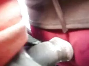 Dominasi budak karet ...