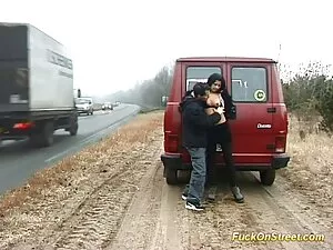 Klik melalui Ava, pe ...
