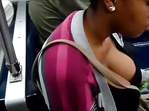Lena Kelly cara buka ...