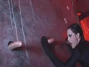 Sex, Sonya, cara dow ...
